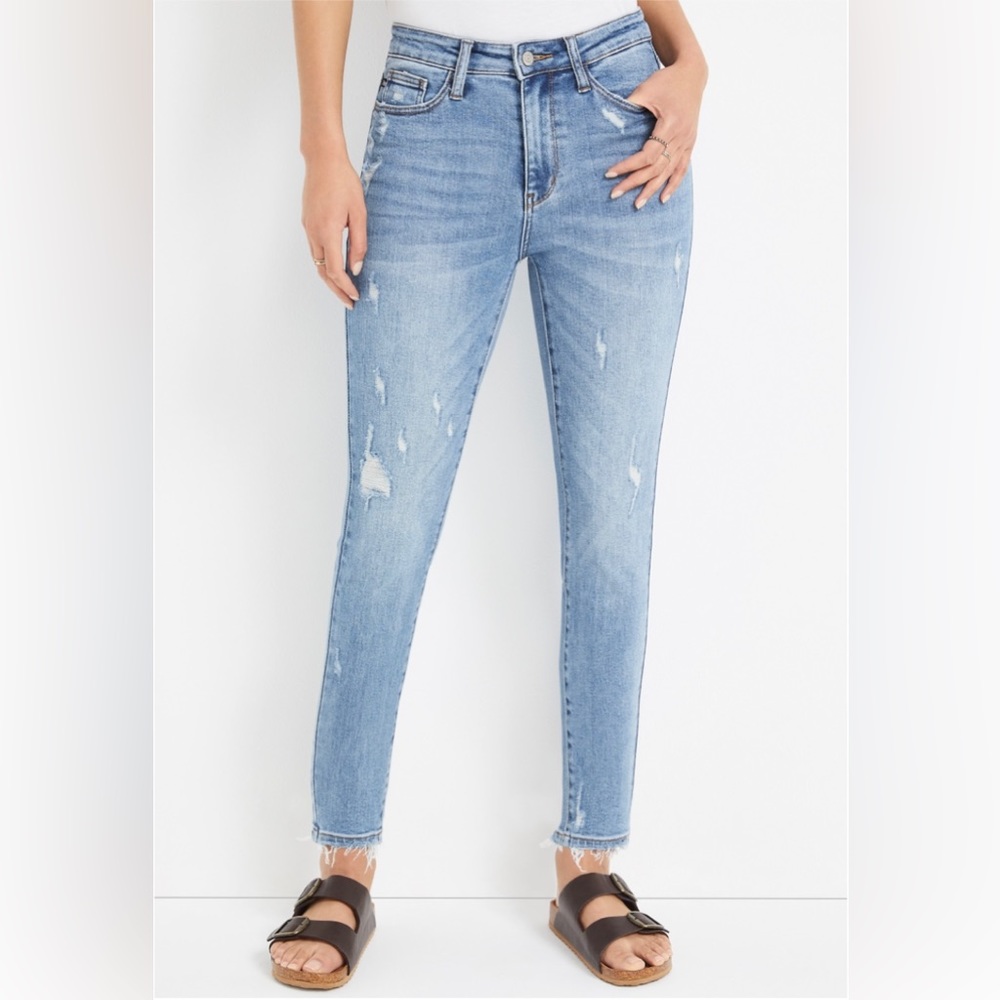 Judy Blue High Rise Ripped Boyfriend Jeans Size 27